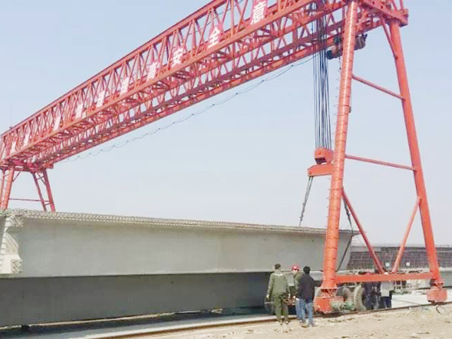 Launcher Gantry Crane